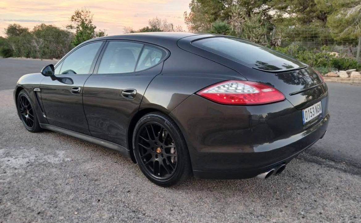 Porsche Panamera 4 V6 3.6 AWD