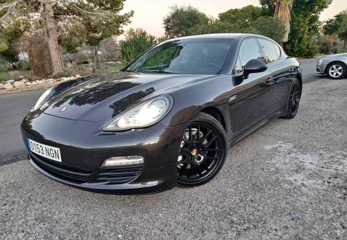 Porsche Panamera 4 V6 3.6 AWD