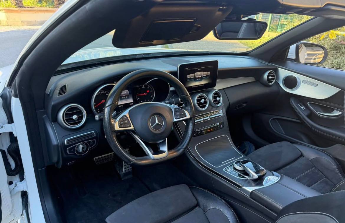 Mercedes-Benz C220d Cabriolet AMG Line